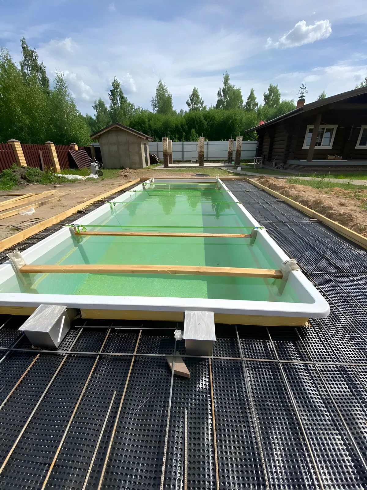 Laguna 9 — вечернее освещение в Балашихе